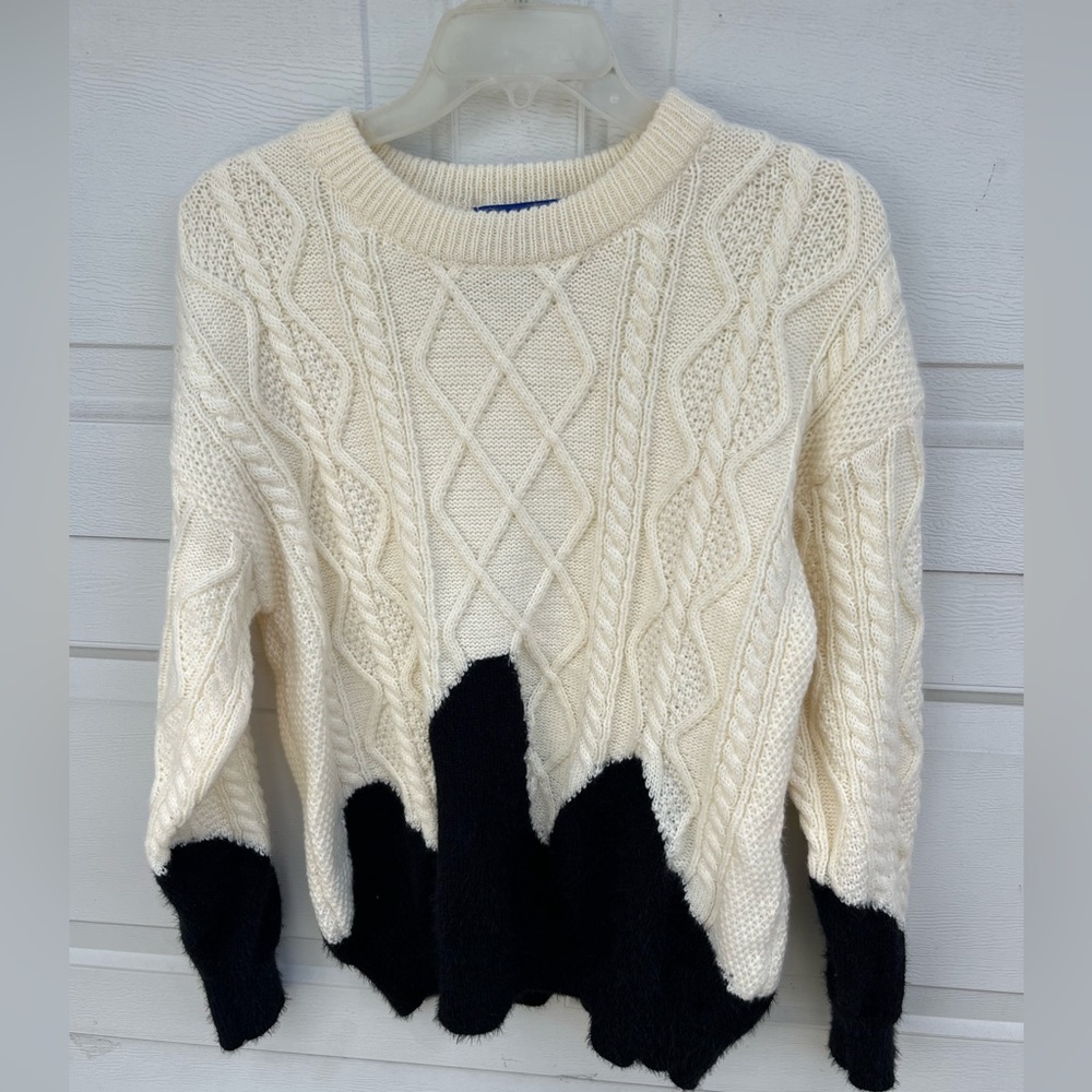 Women AElfric eden cream/black  sweater crew neck long sleeves S